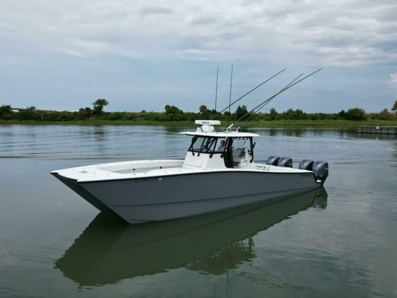 2017 Freeman 37 Vh — photo 1