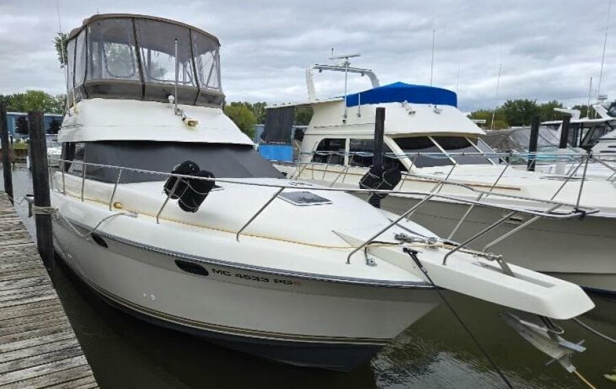 1991 Silverton 37 — photo 1