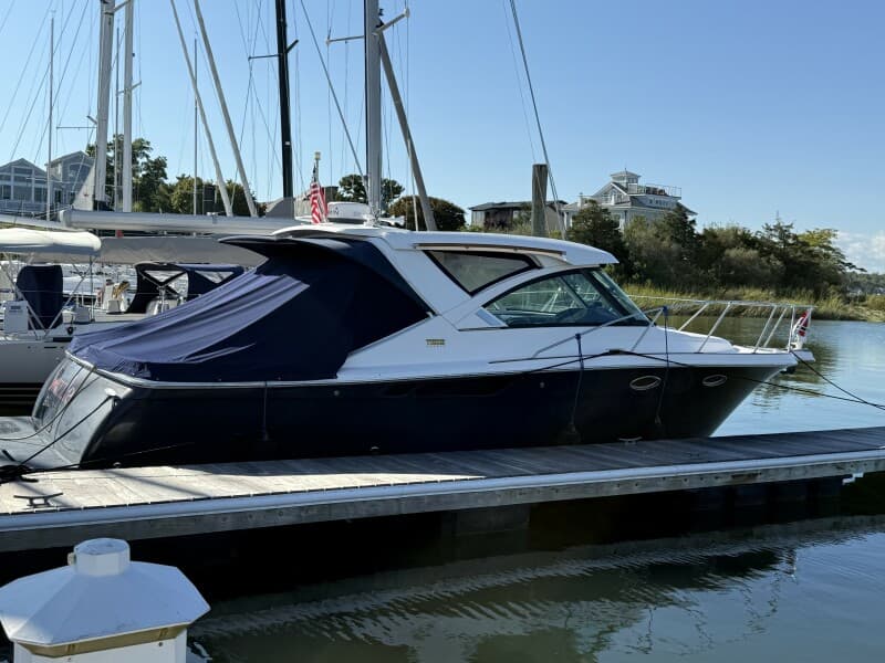 2012 Tiara Yachts Cornet — photo 1