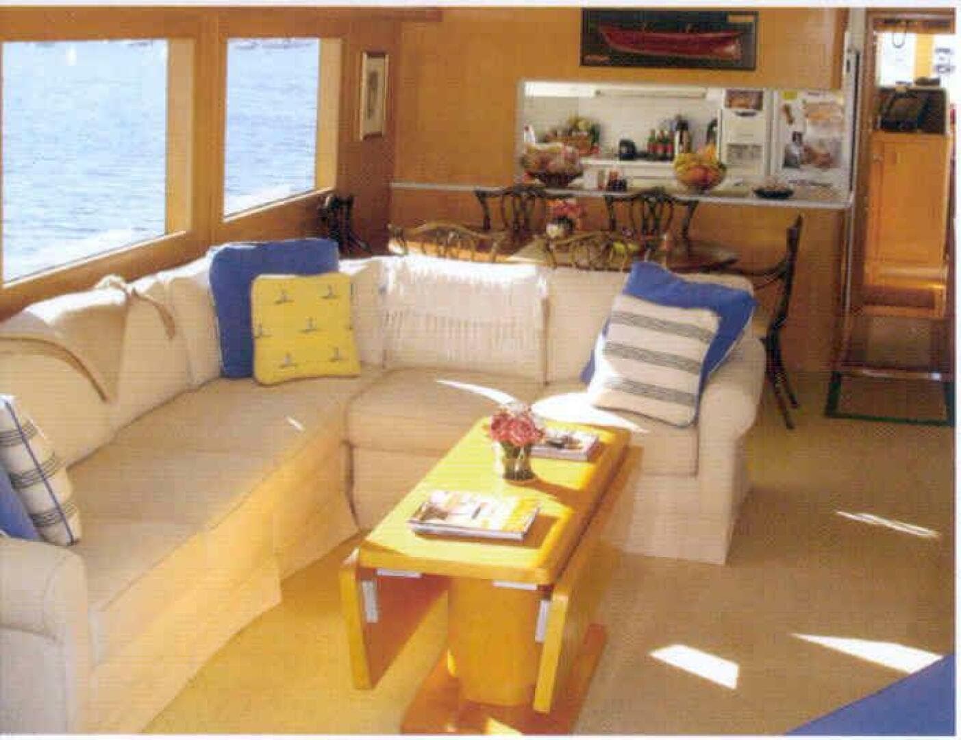 1998 Hatteras Sport Deck — photo 3