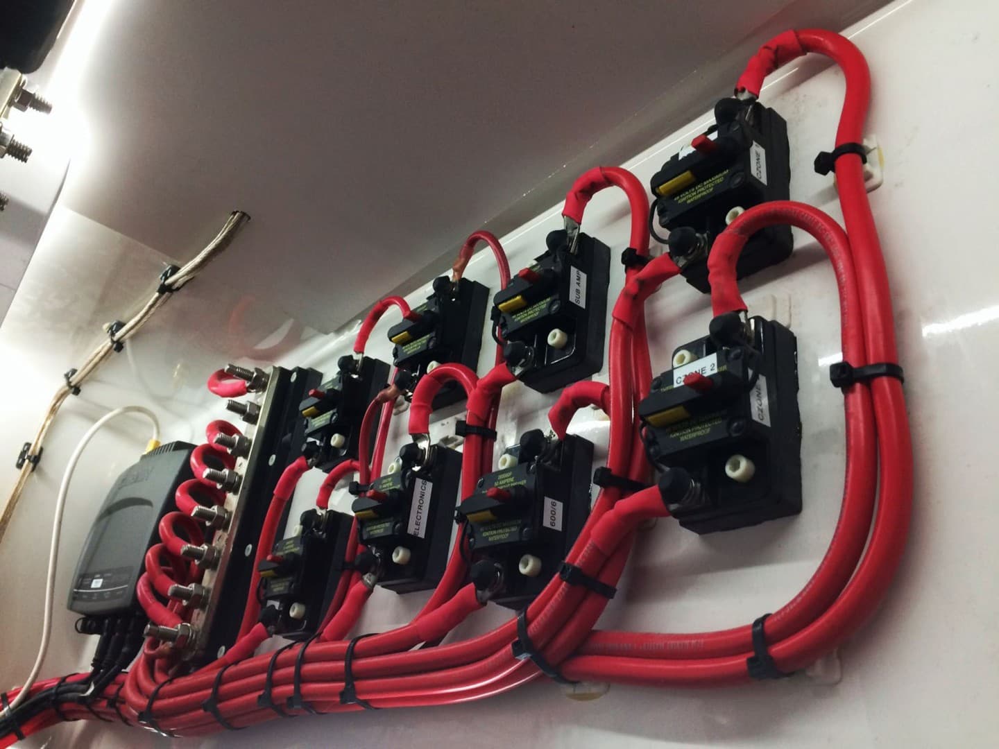 2019 French Yachts Spearo — photo 31