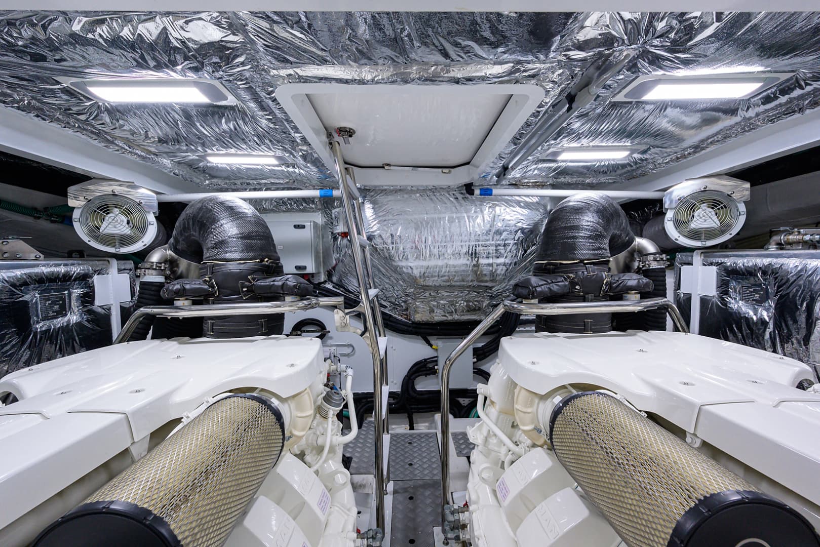 2026 Princess V65 Express — photo 20