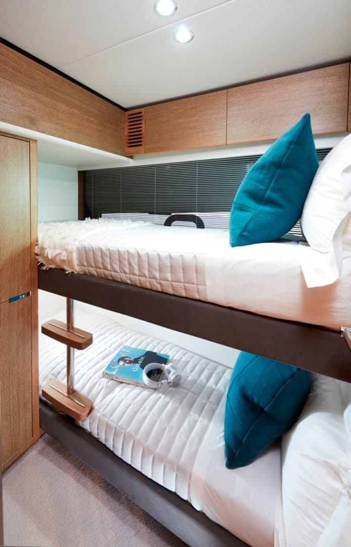 2026 Princess V65 Express — photo 14