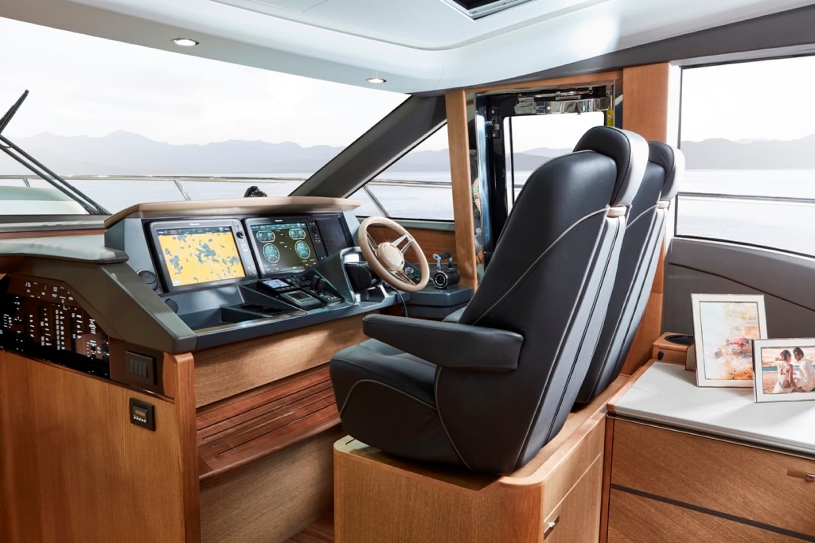 2026 Princess V65 Express — photo 9