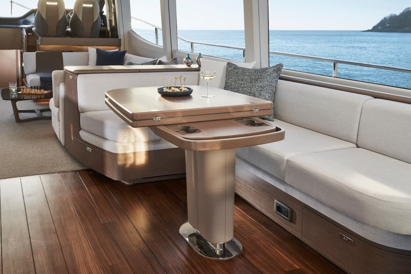 2027 Princess Y72 — photo 20