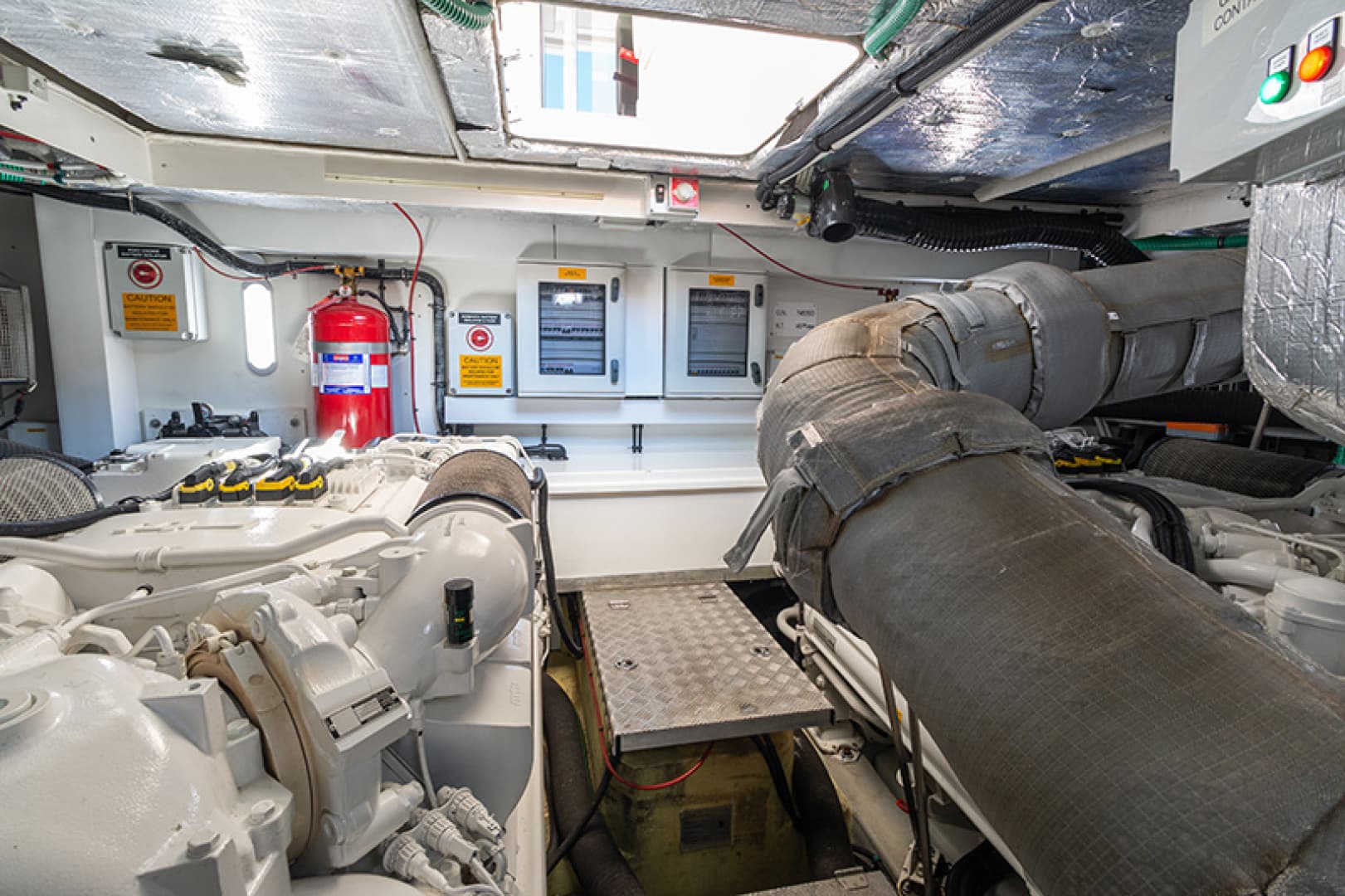 2015 Sunseeker 68 Sport Yacht — photo 42