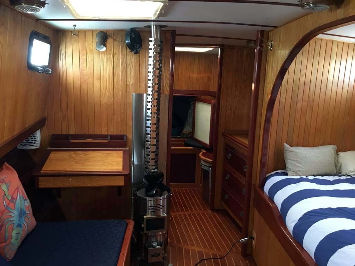 1966 Webbers Cove 1966/2004 Custom Trawler — photo 23