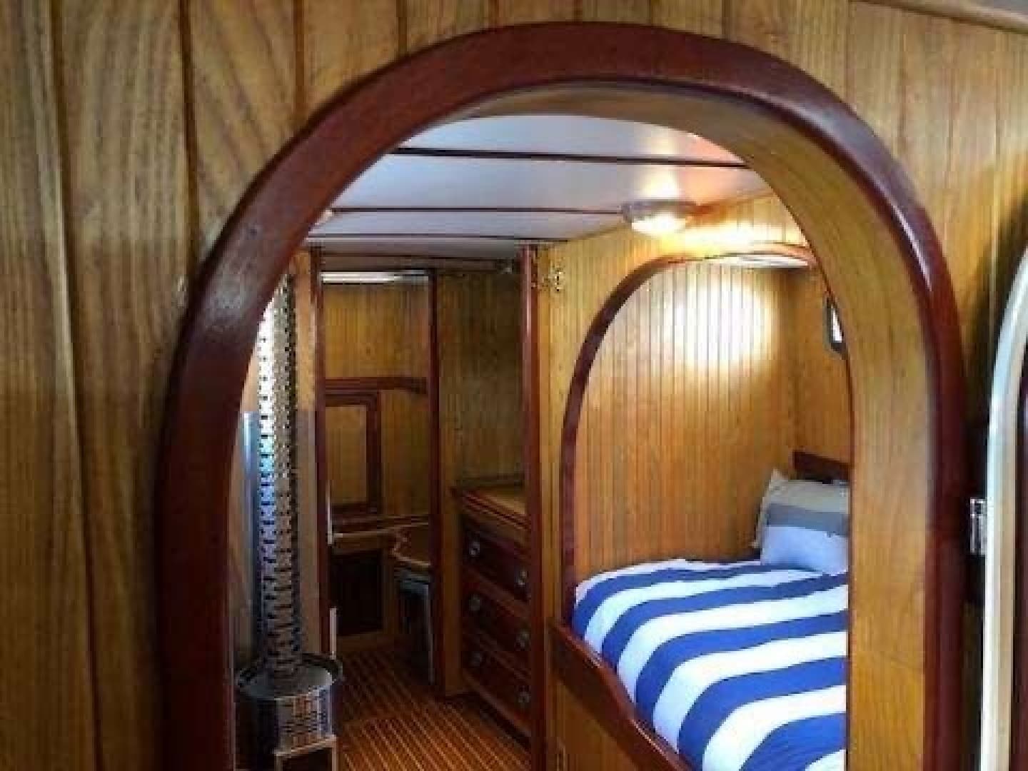 1966 Webbers Cove 1966/2004 Custom Trawler — photo 20