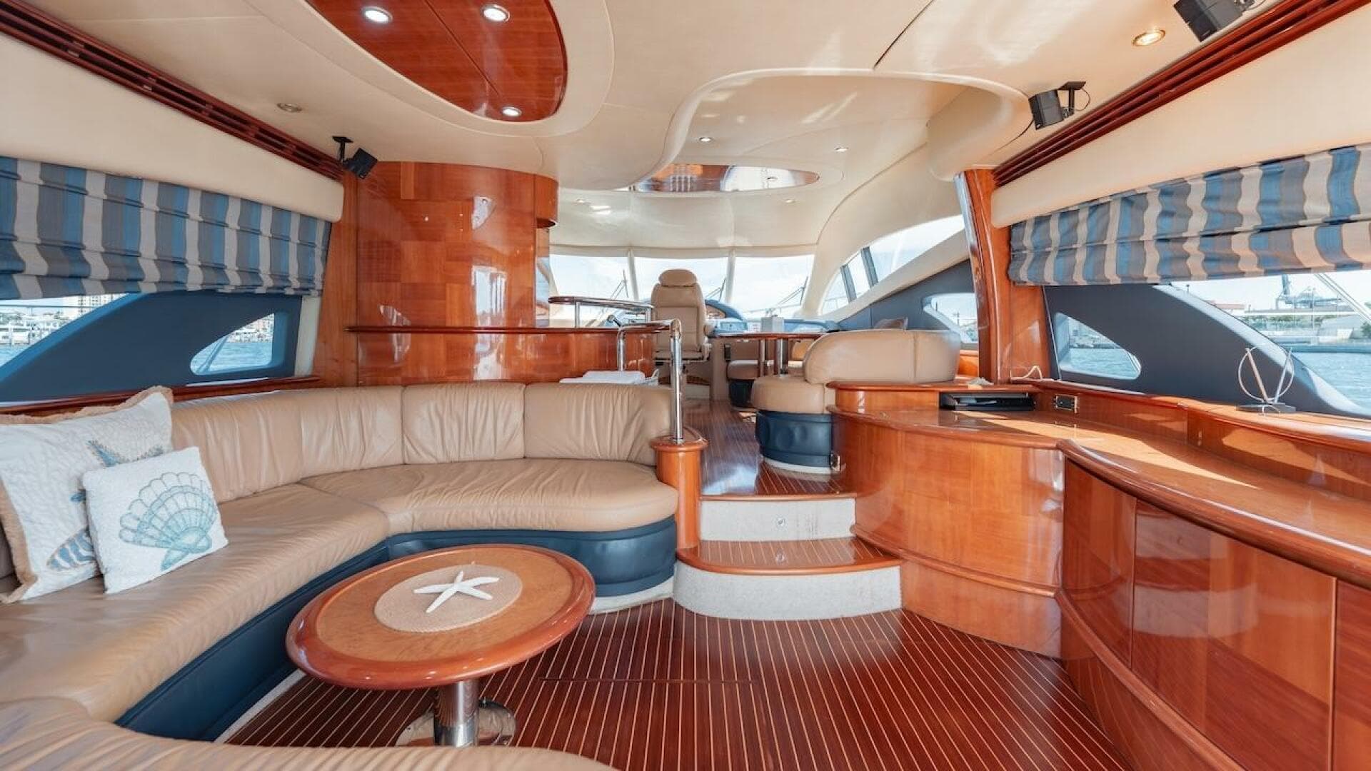 2007 Azimut Evolution — photo 46