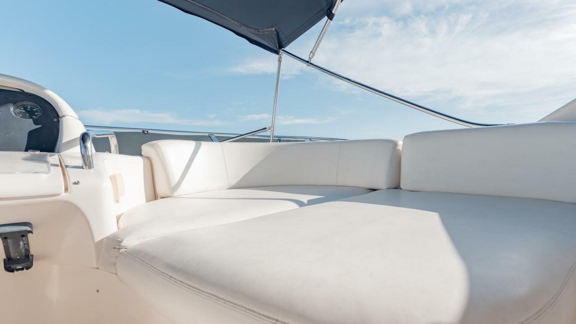 2007 Azimut Evolution — photo 40