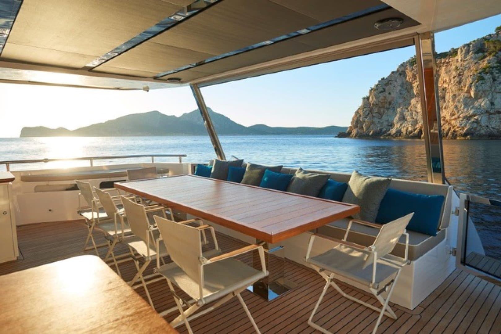 2021 Astondoa 110 Century — photo 7