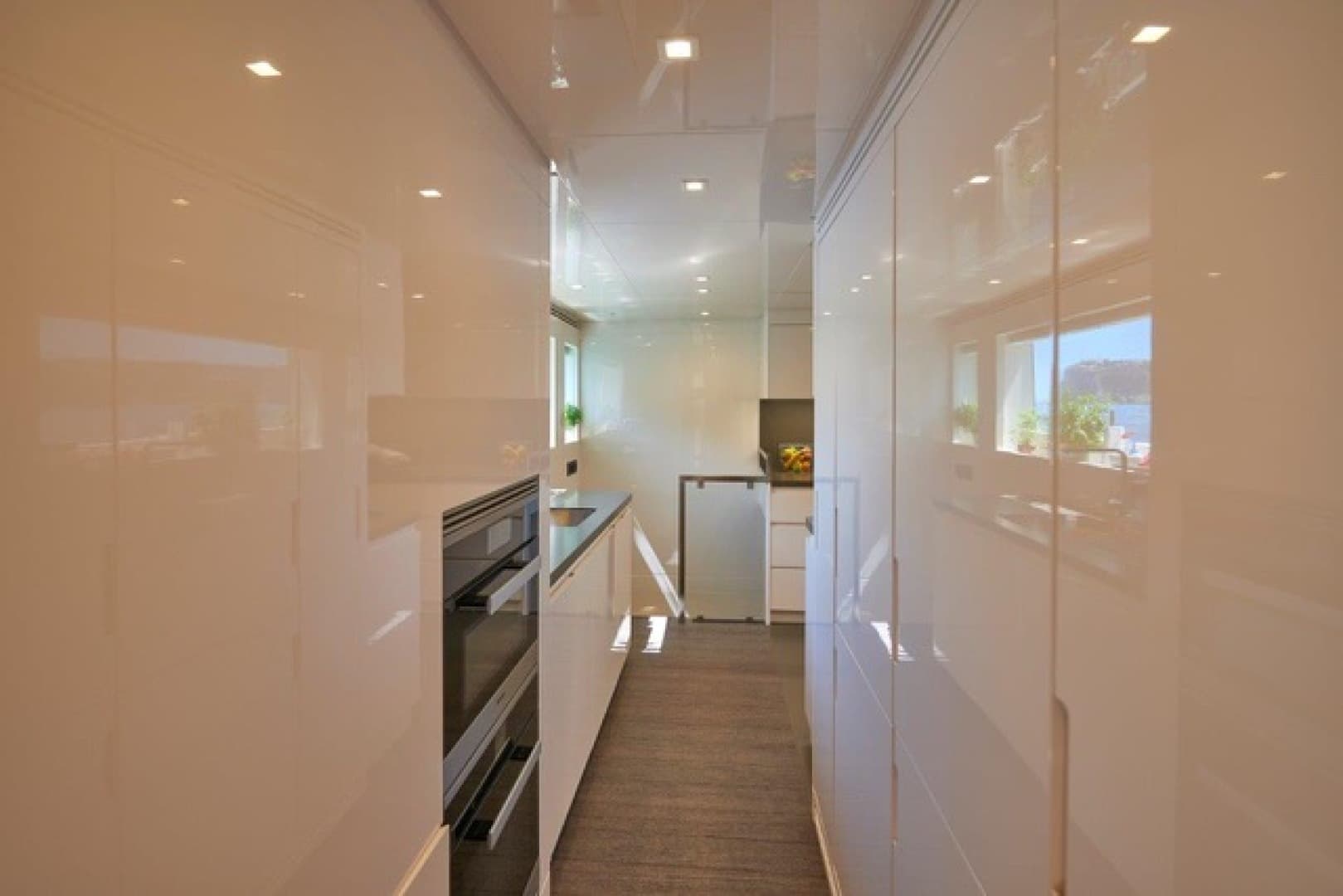 2021 Astondoa 110 Century — photo 21