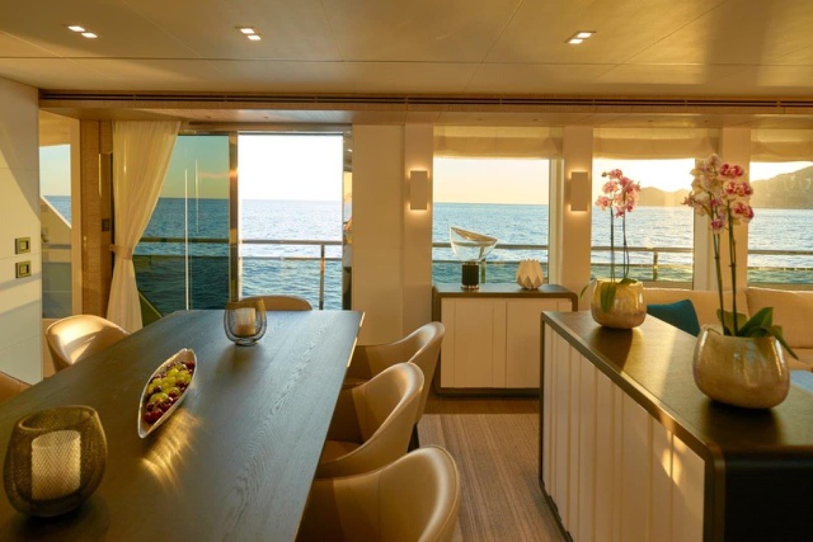 2021 Astondoa 110 Century — photo 19