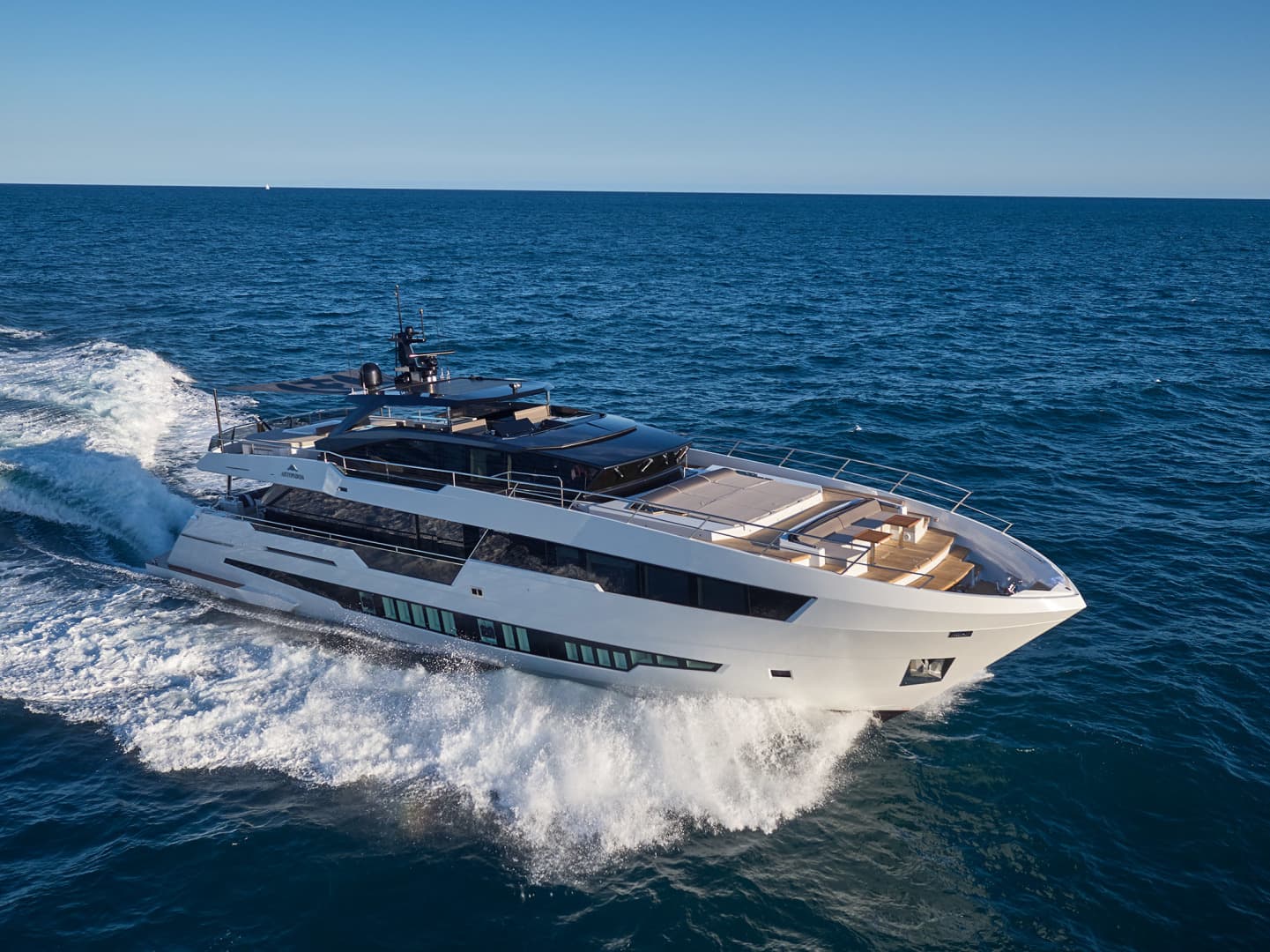 2021 Astondoa 100 Century — photo 39