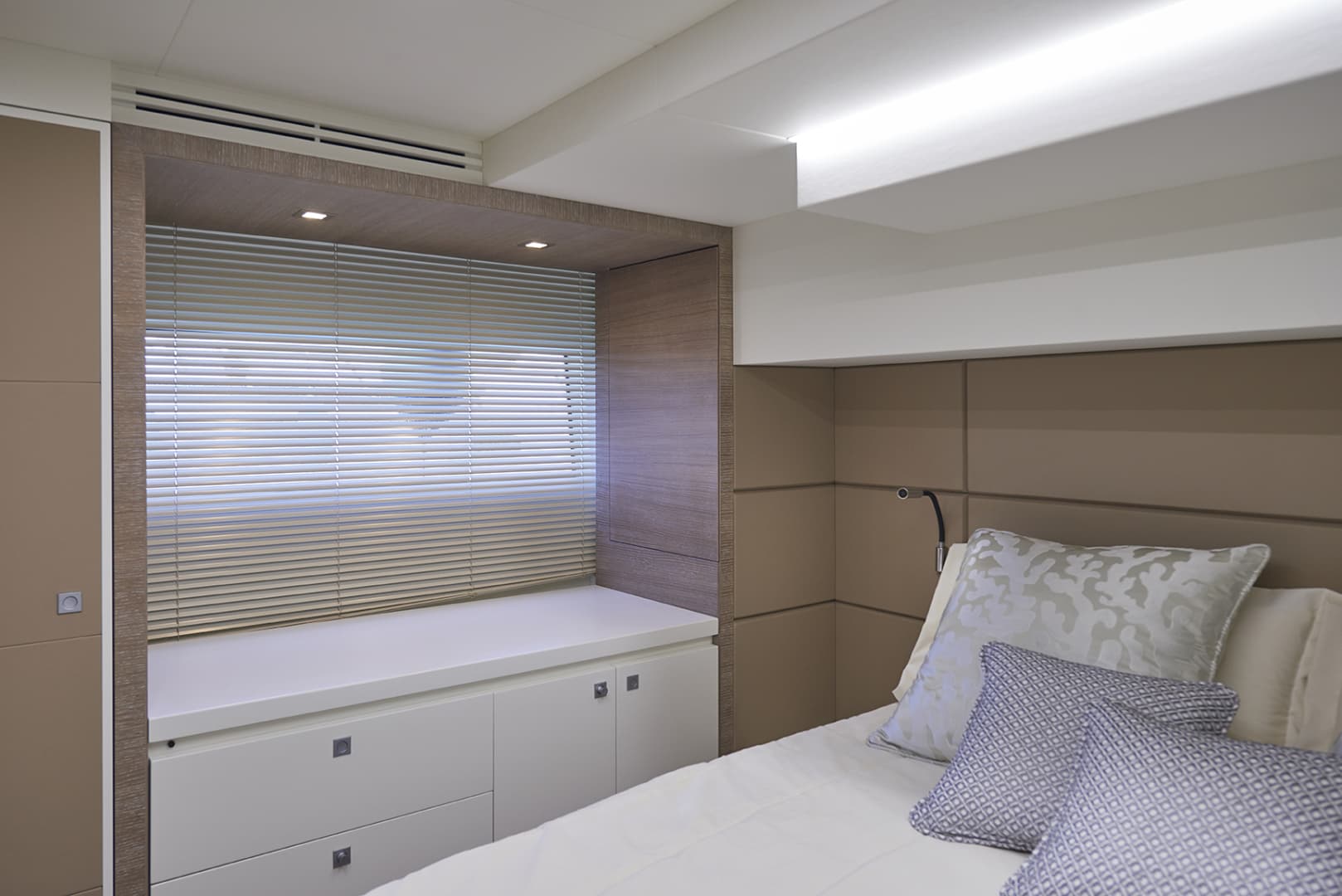 2021 Astondoa 52 Flybridge — photo 57