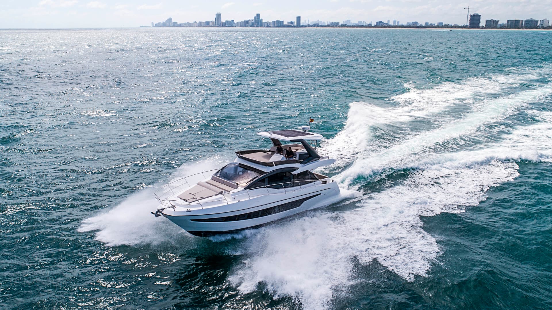 2021 Astondoa 52 Flybridge — photo 18