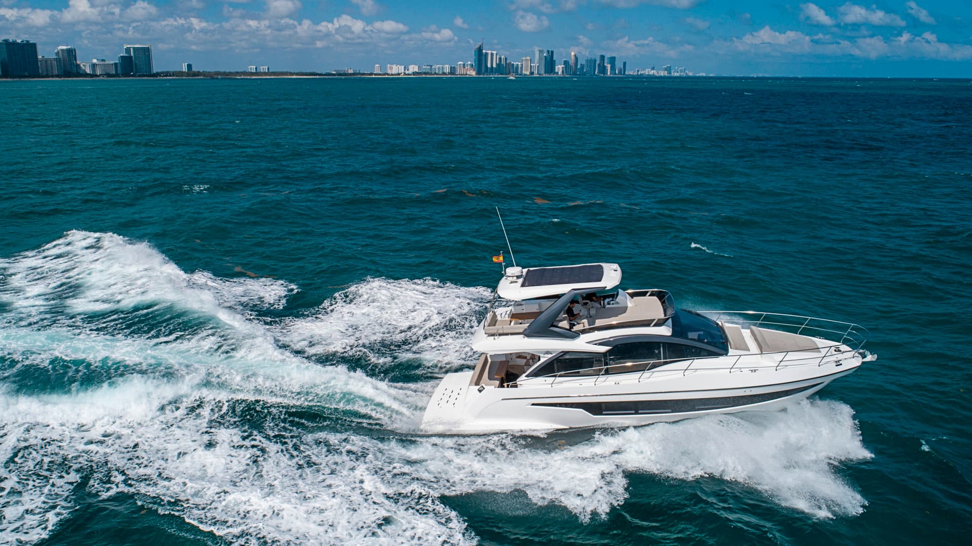 2021 Astondoa 52 Flybridge — photo 11