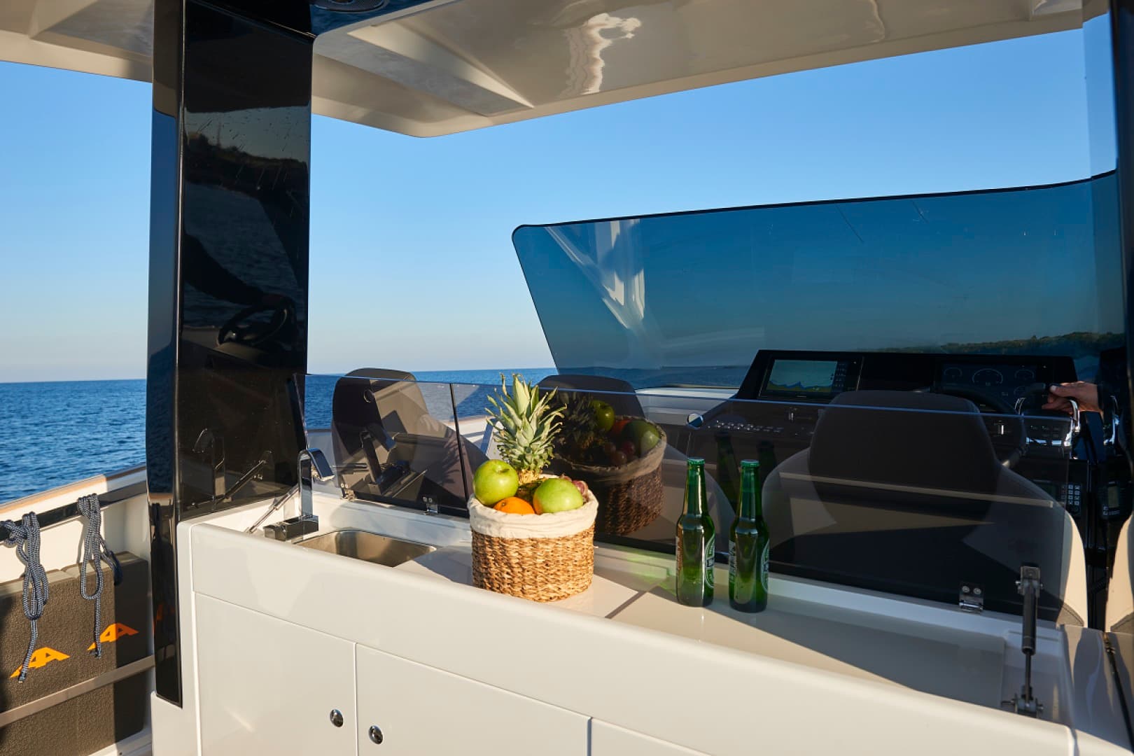 2021 Astondoa 377 Coupe — photo 14