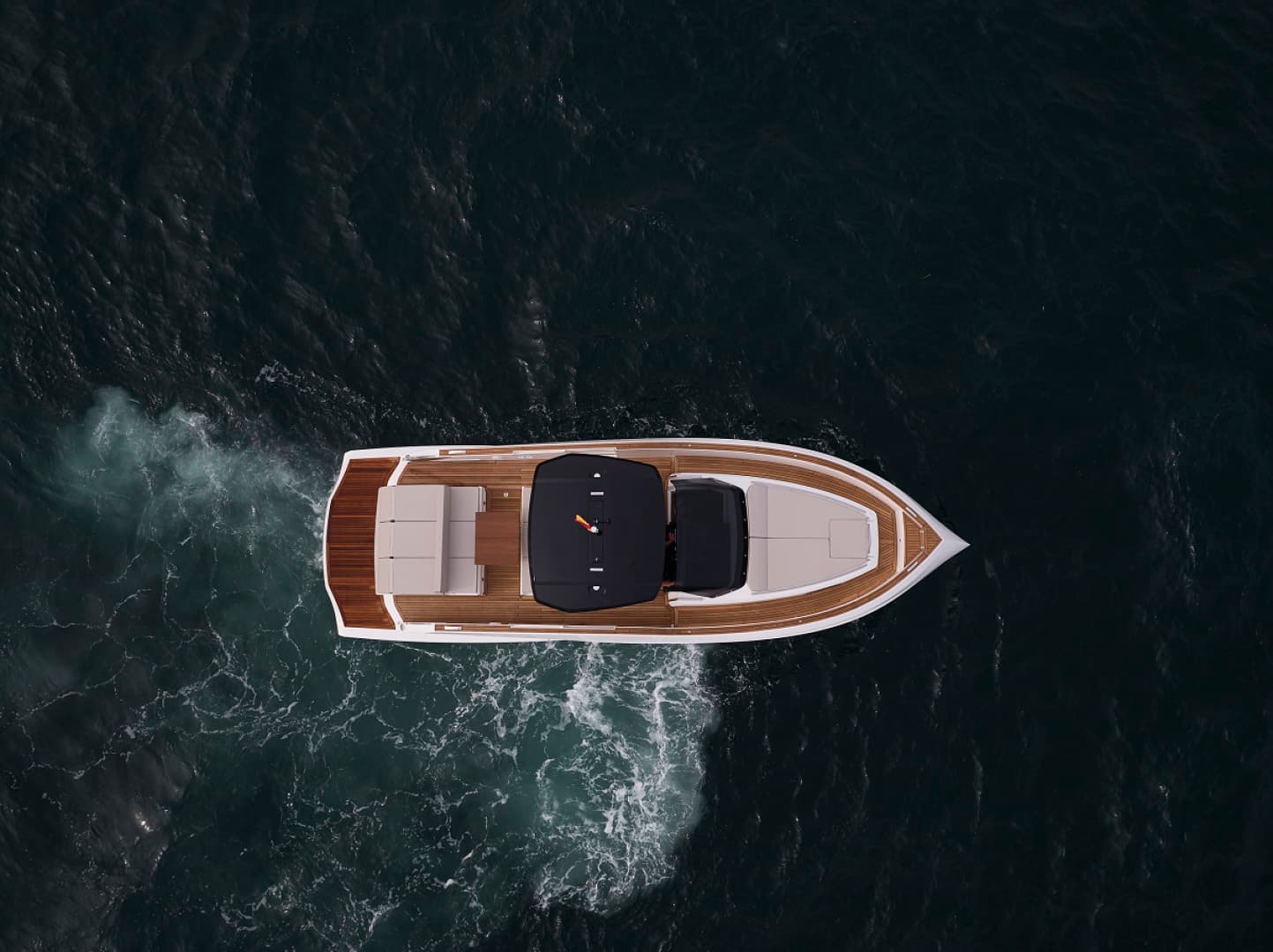 2021 Astondoa 377 Coupe — photo 7