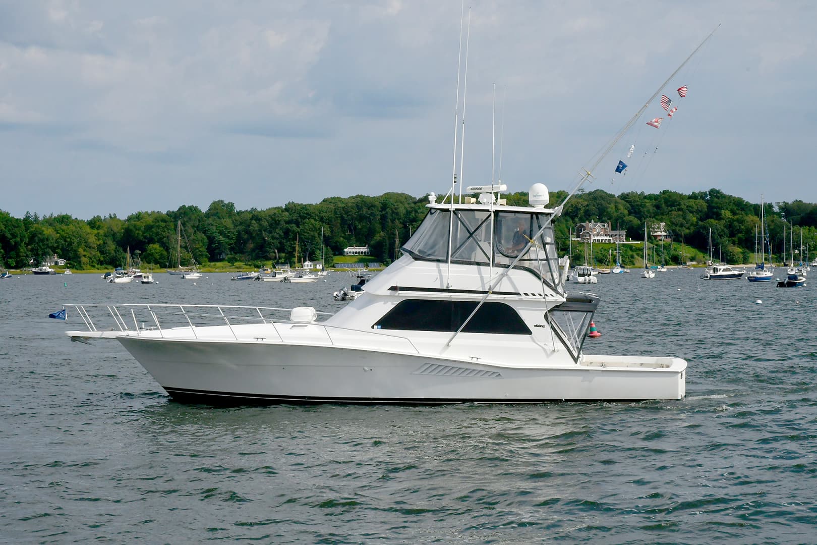 1997 Viking 47 Convertible — photo 1
