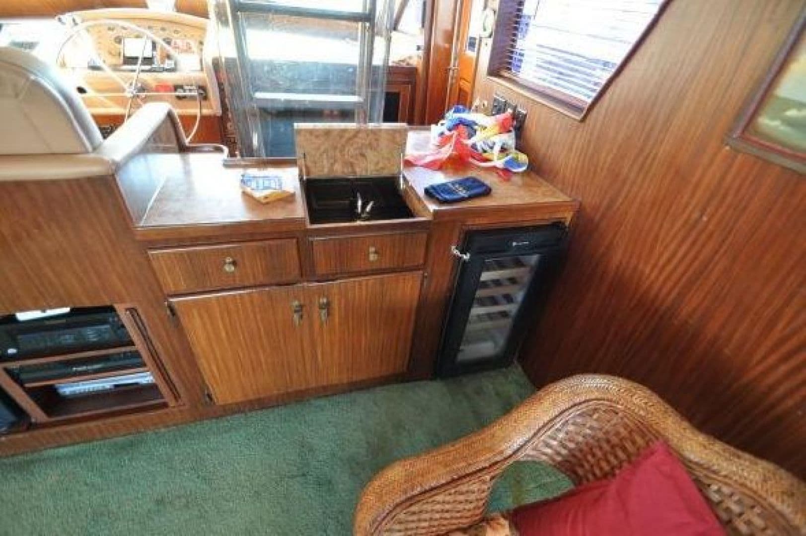 1987 Hatteras — photo 17