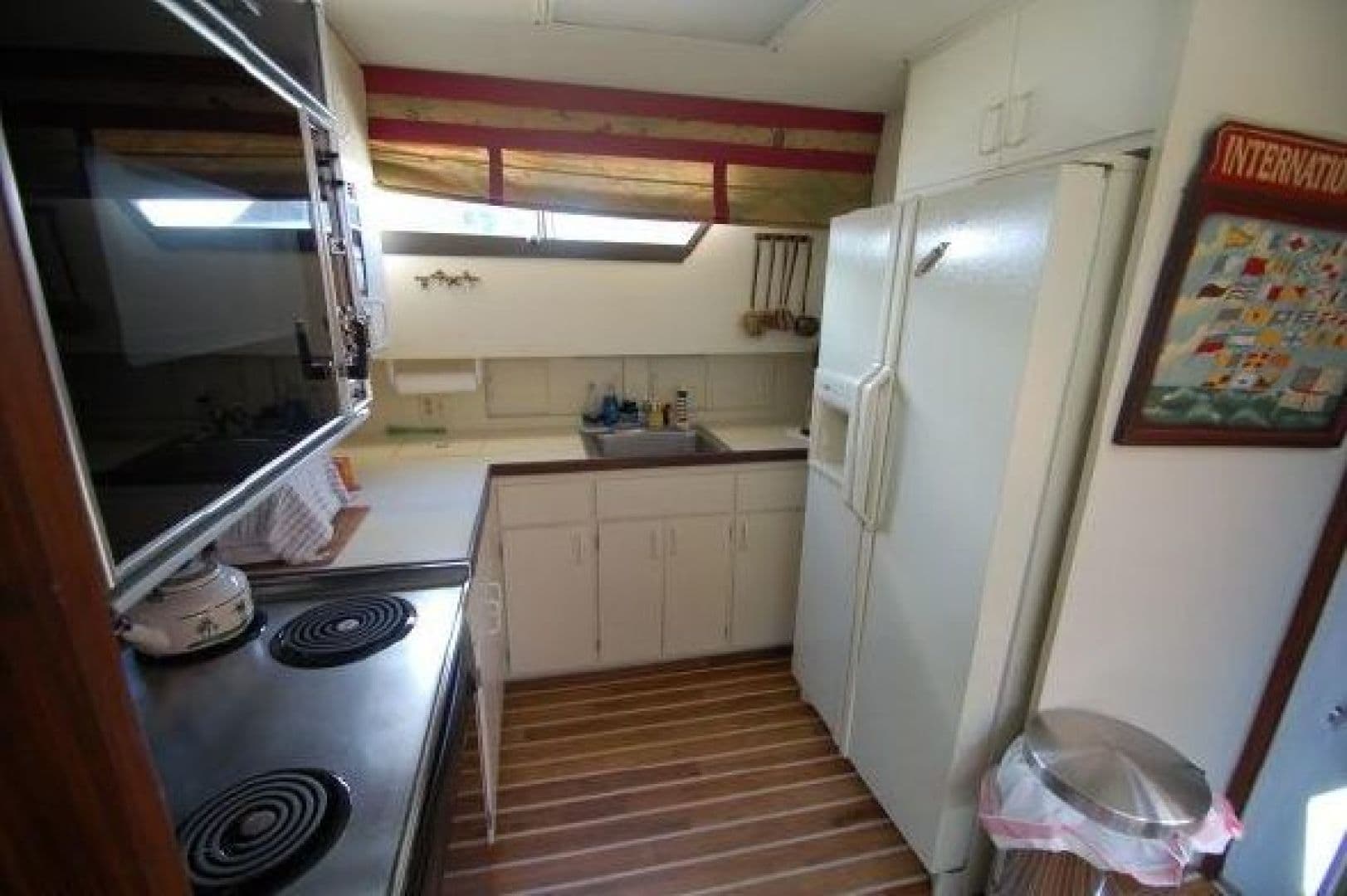 1987 Hatteras — photo 14