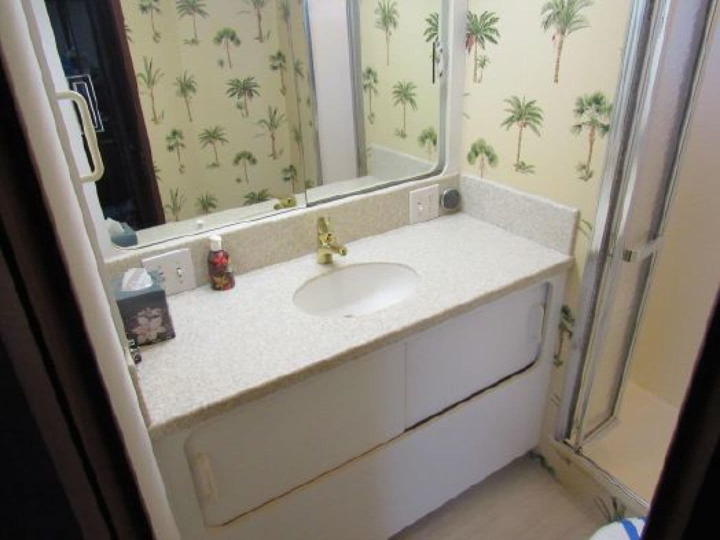 1987 Hatteras — photo 27