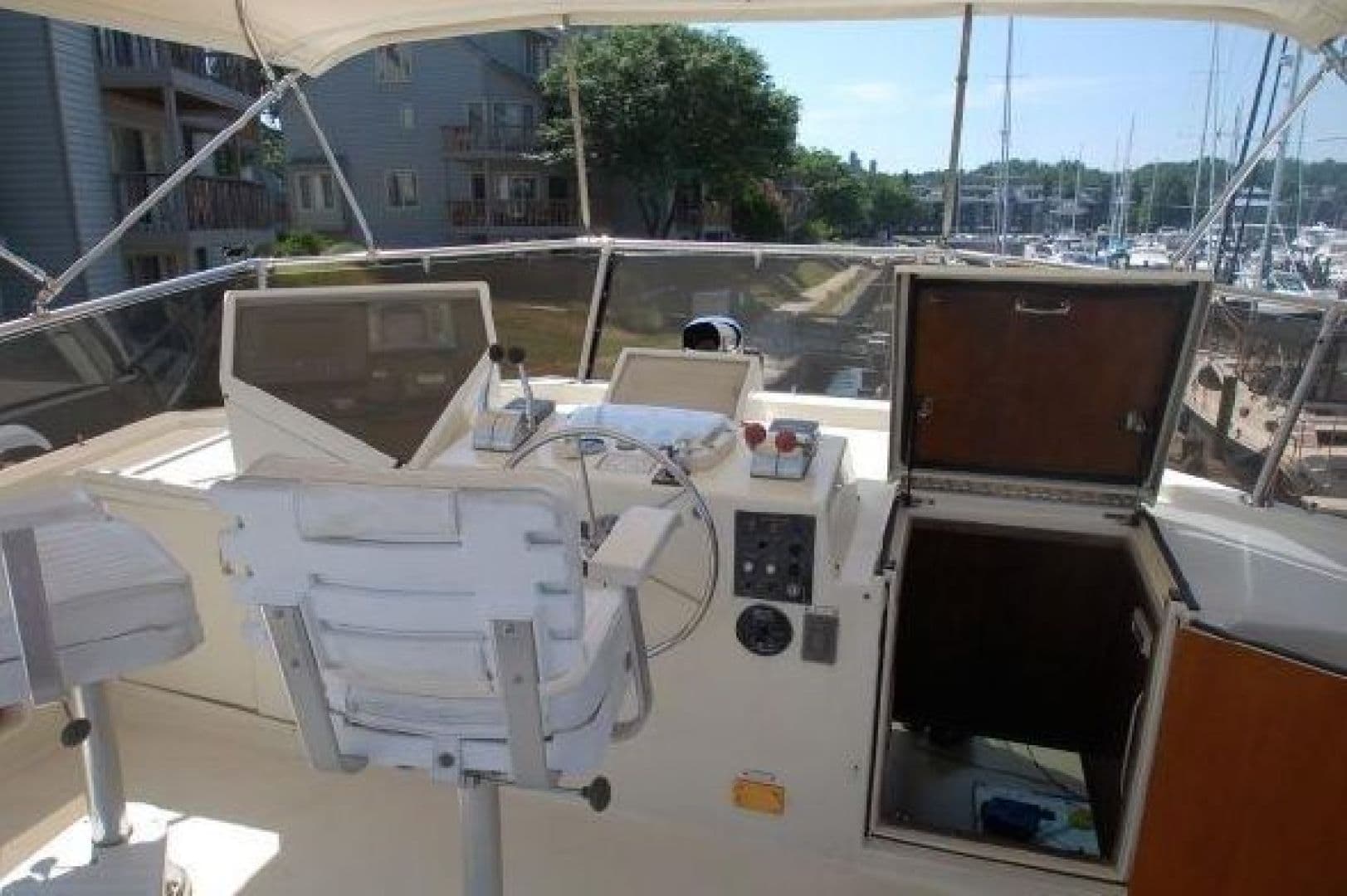 1987 Hatteras — photo 4