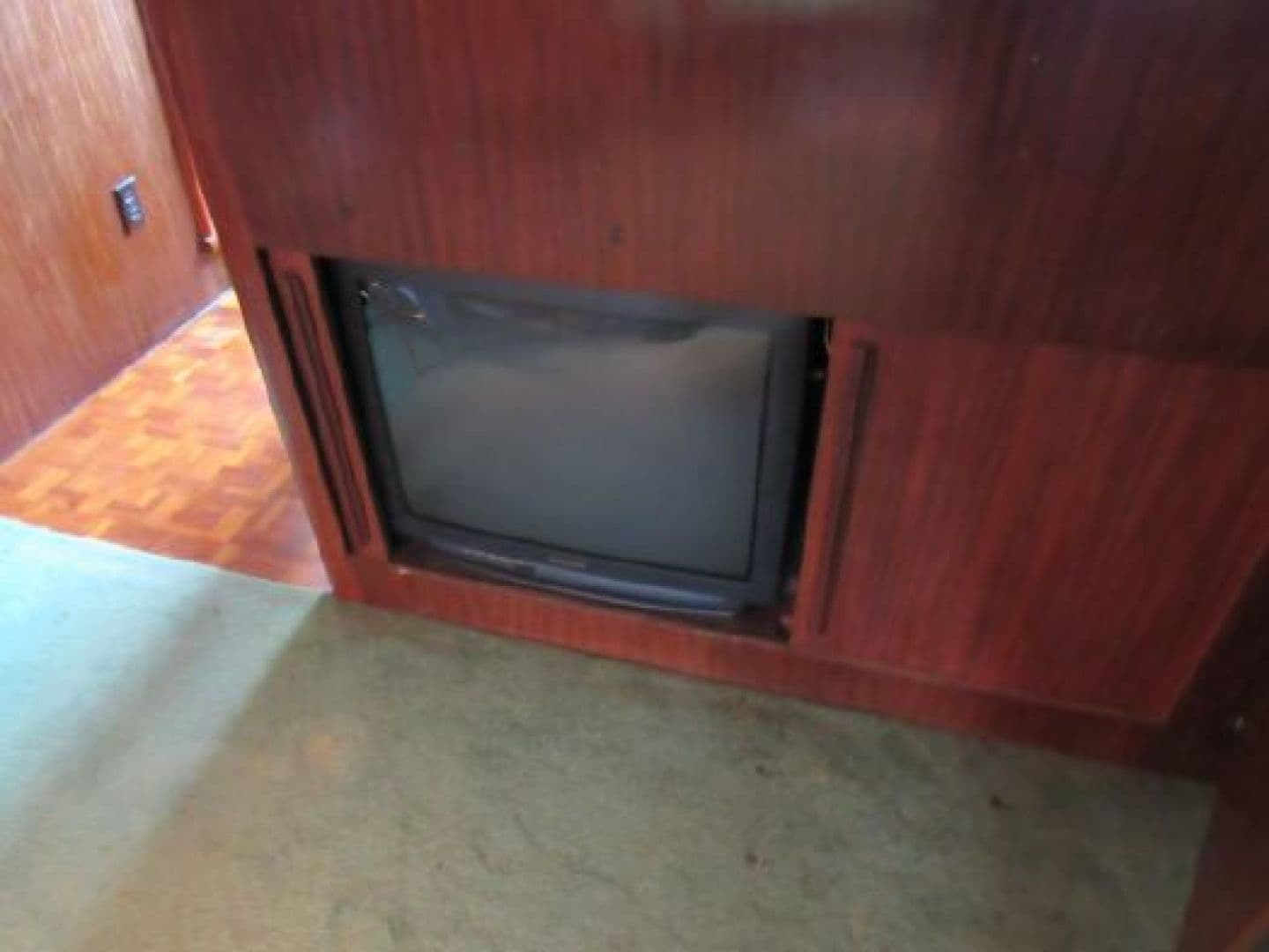 1987 Hatteras — photo 25