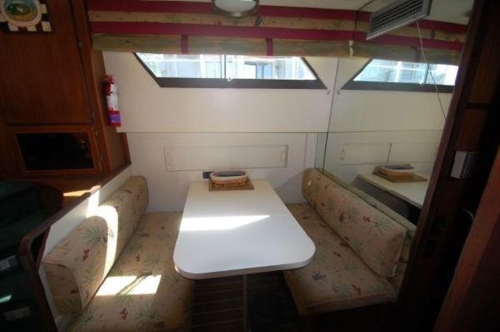 1987 Hatteras — photo 15