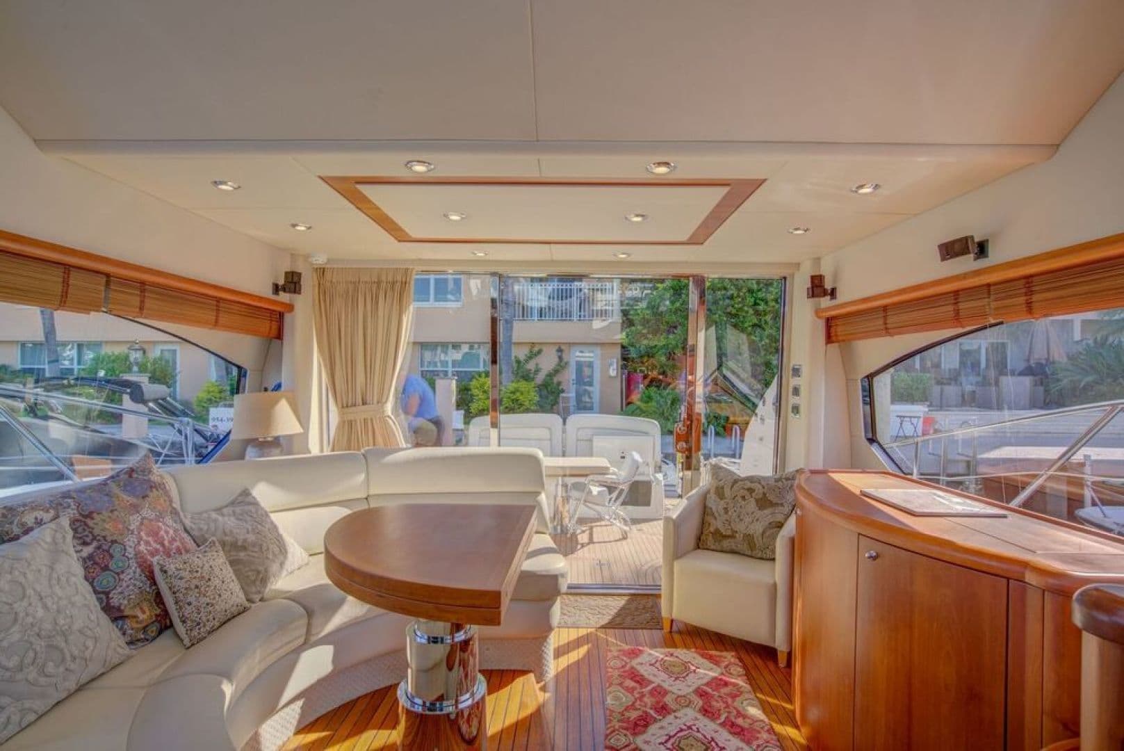 2010 Sunseeker Predator — photo 10