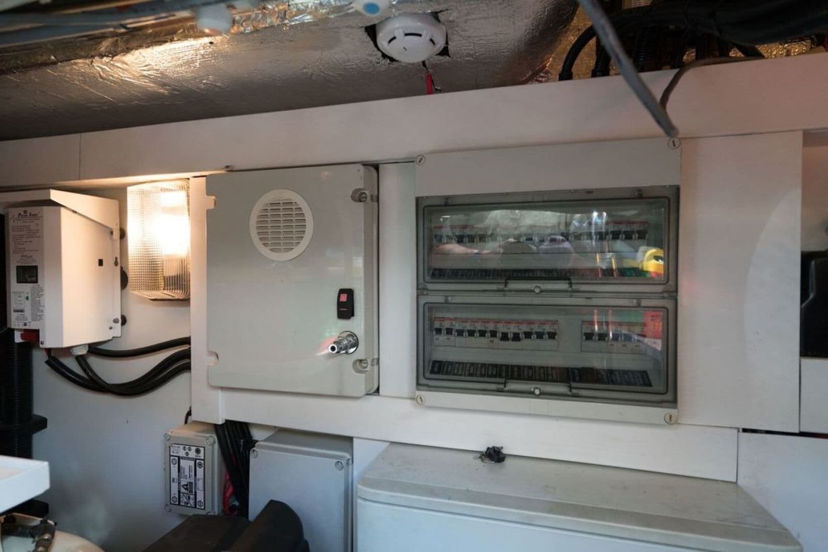 2010 Sunseeker Predator — photo 31