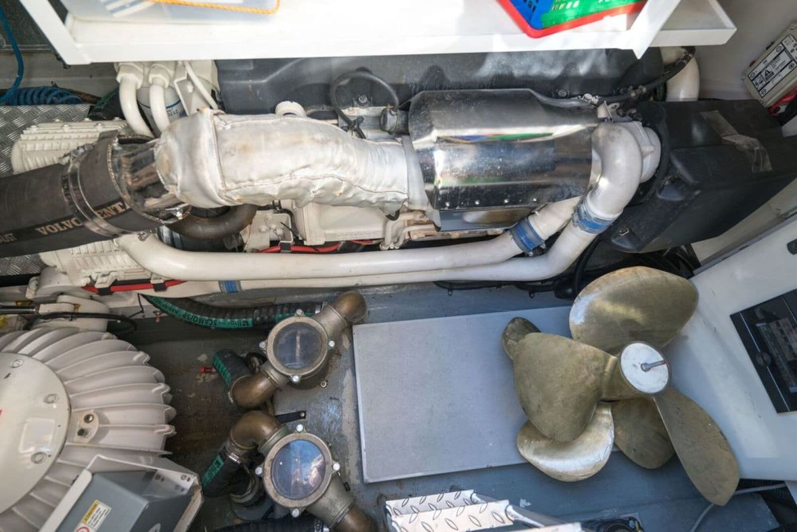 2010 Sunseeker Predator — photo 34