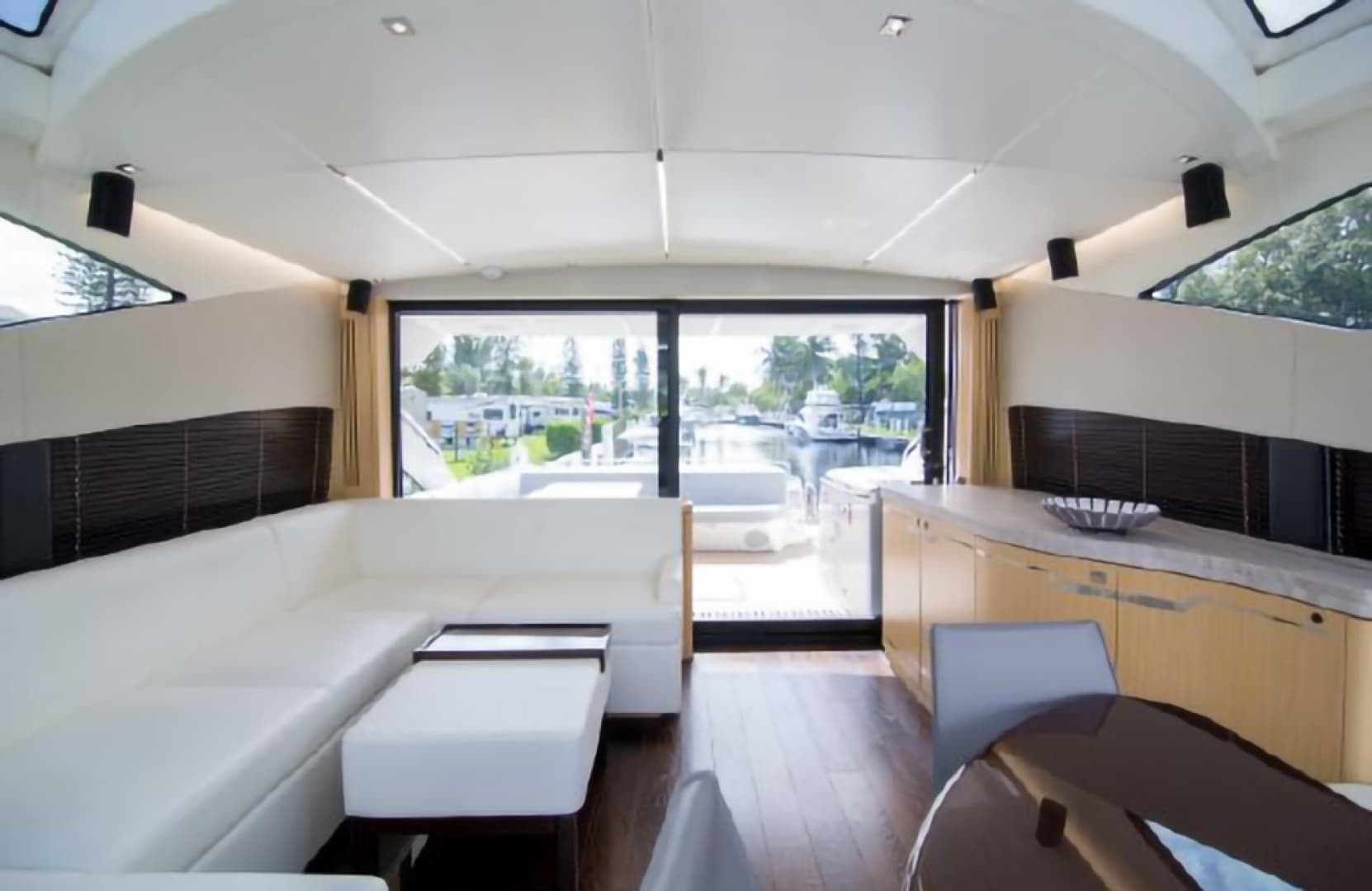 2018 Sunseeker Predator — photo 19