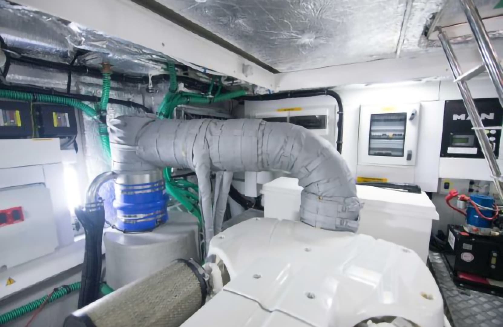 2018 Sunseeker Predator — photo 63