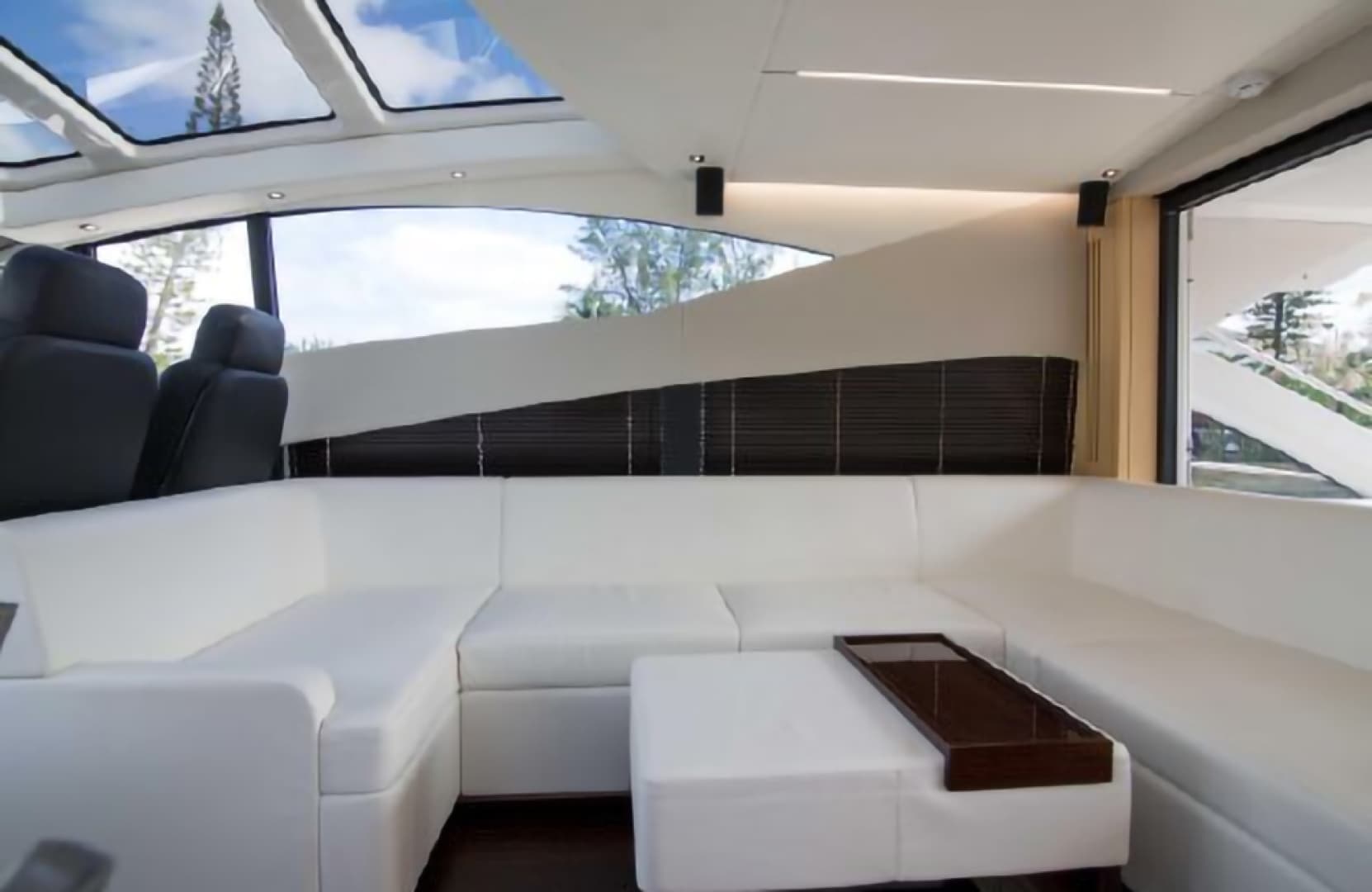 2018 Sunseeker Predator — photo 18