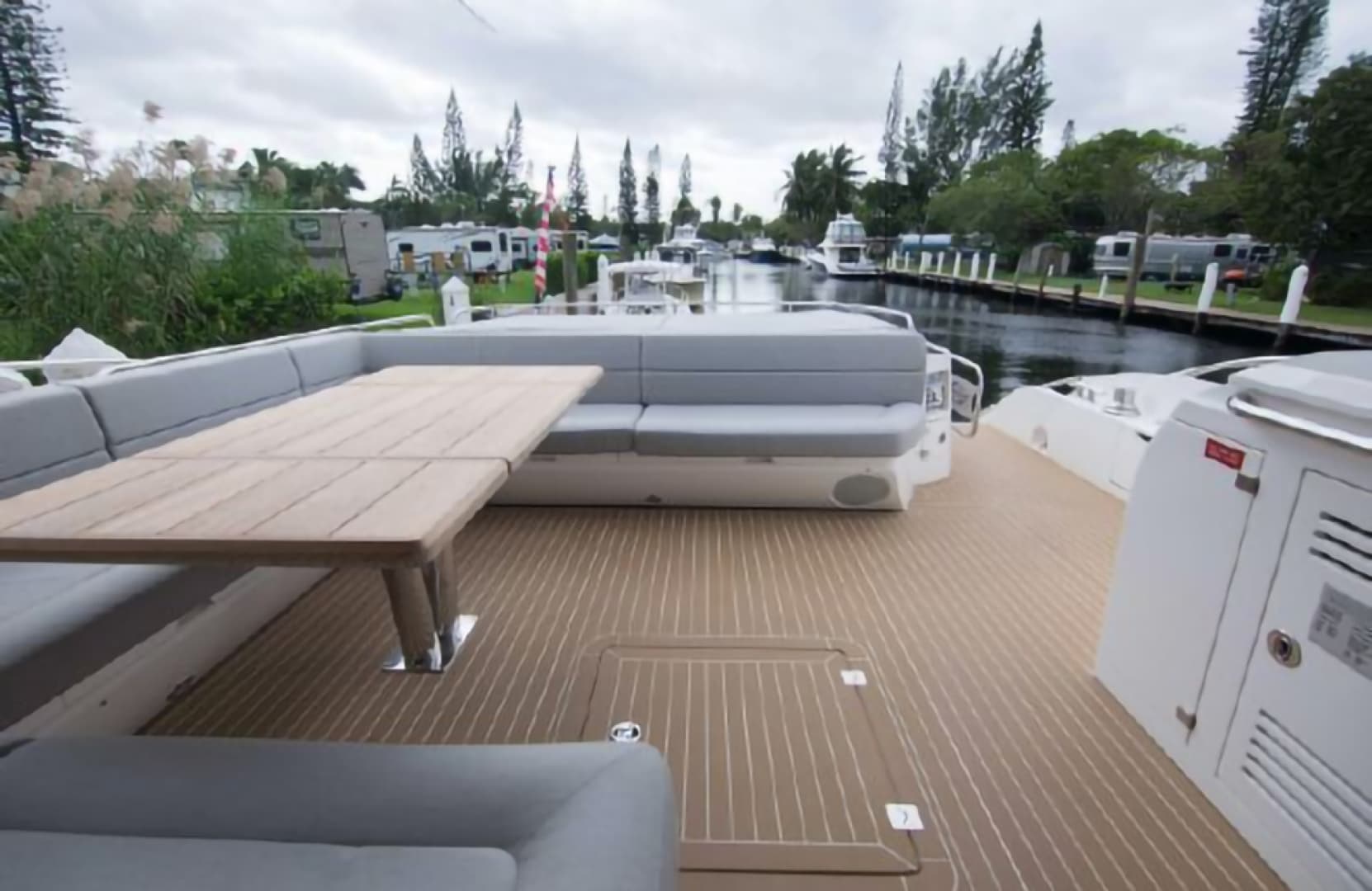 2018 Sunseeker Predator — photo 10