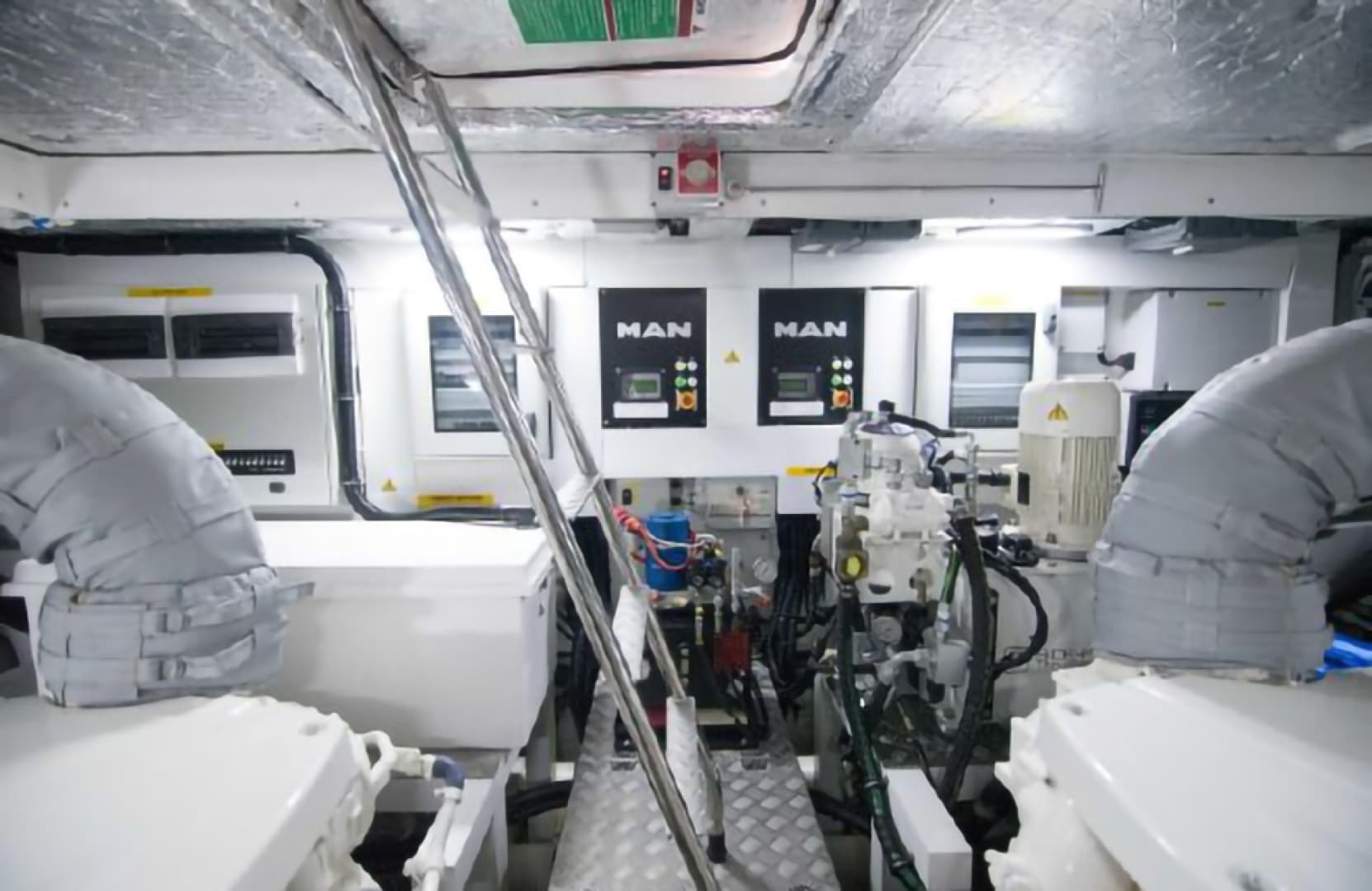 2018 Sunseeker Predator — photo 62