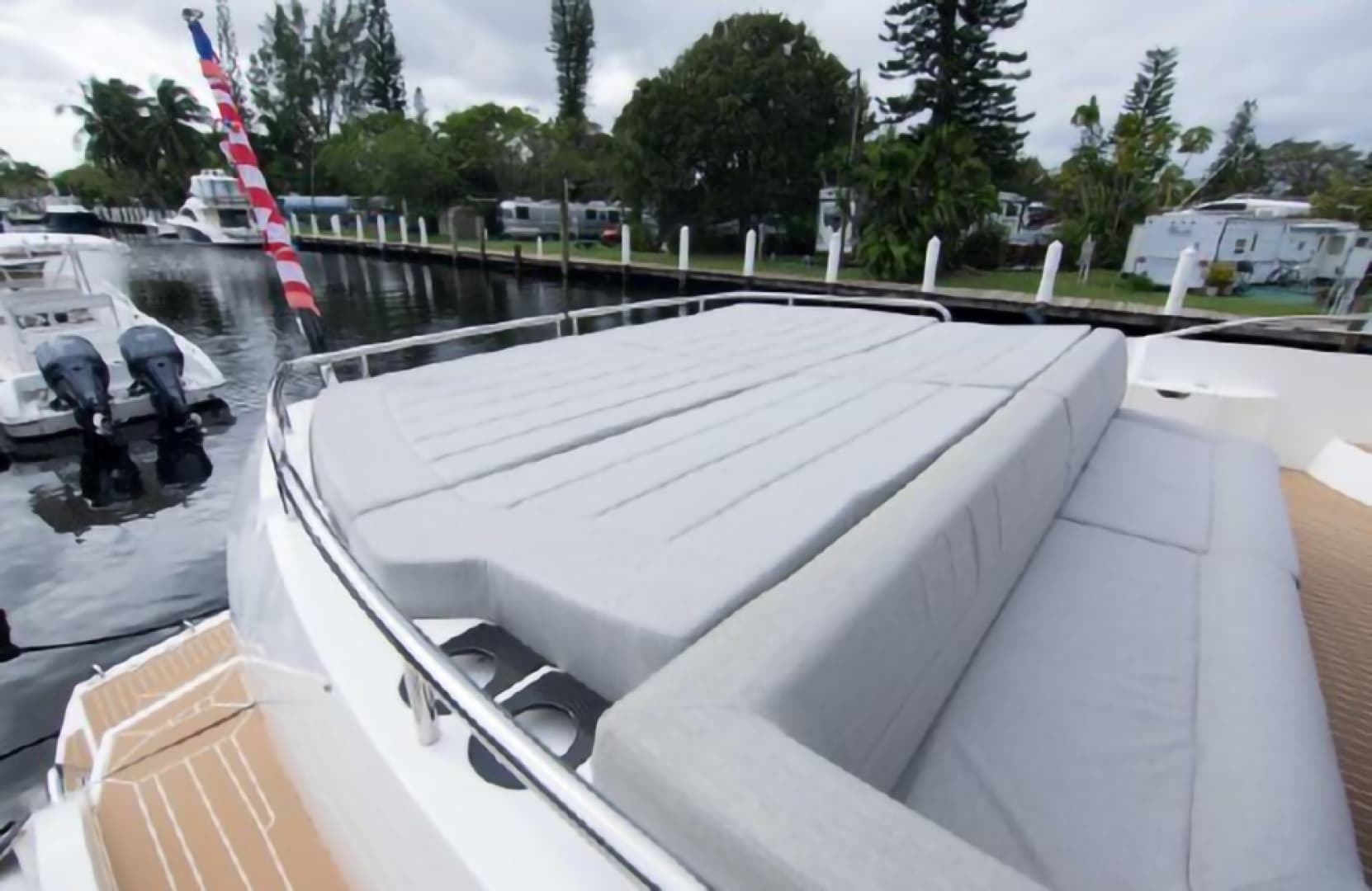 2018 Sunseeker Predator — photo 15