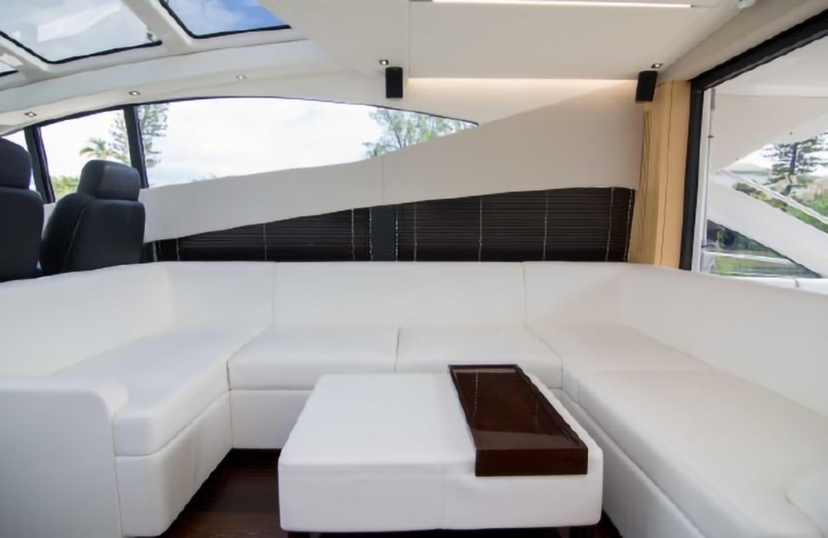 2018 Sunseeker Predator — photo 17