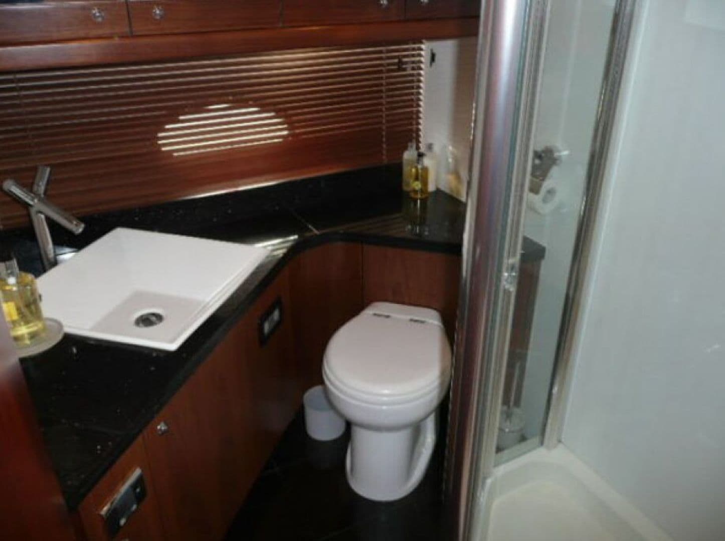 2006 Sunseeker Manhattan — photo 16