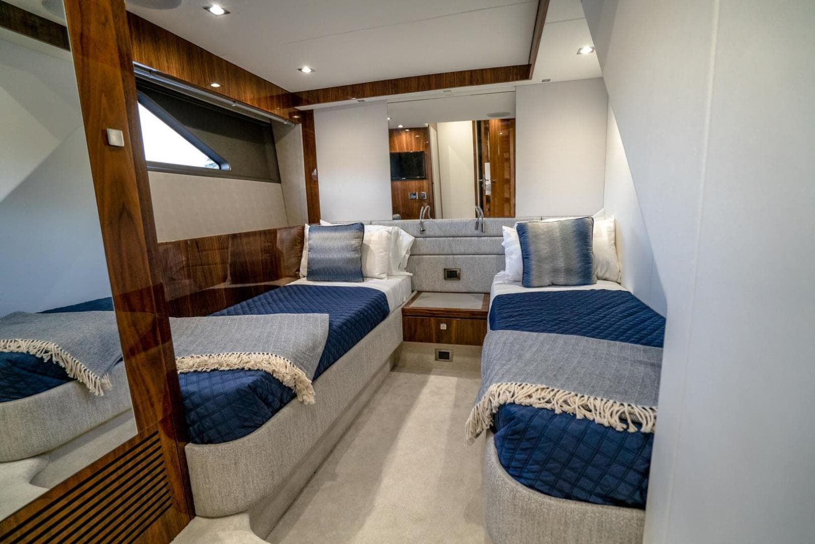 2019 Sunseeker Manhattan — photo 27