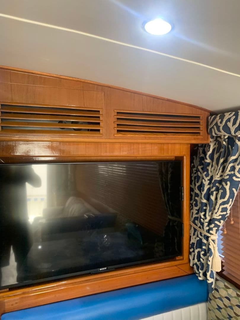 1985 Ocean Yachts Super Sport — photo 29