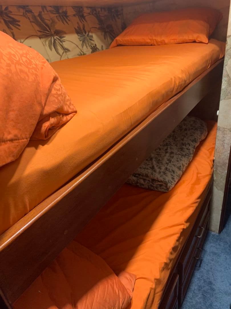 1985 Ocean Yachts Super Sport — photo 39