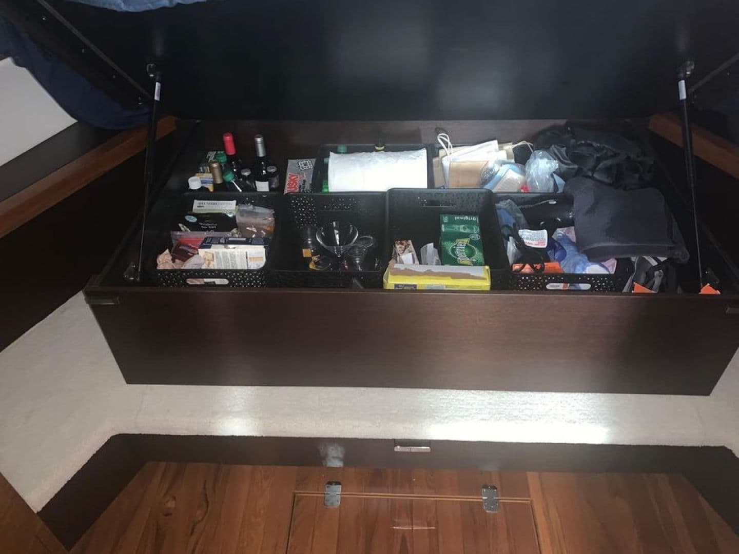 2017 Tiara Yachts — photo 11