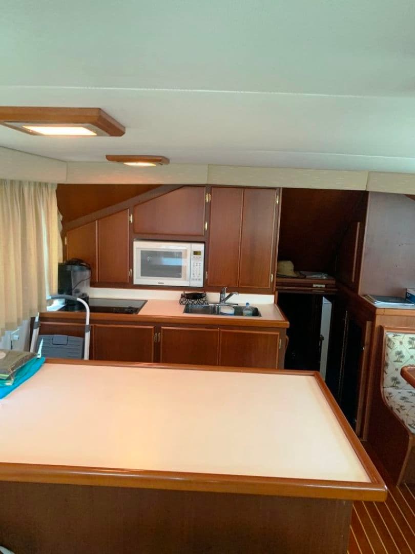 1979 Hatteras Sport Fish — photo 13