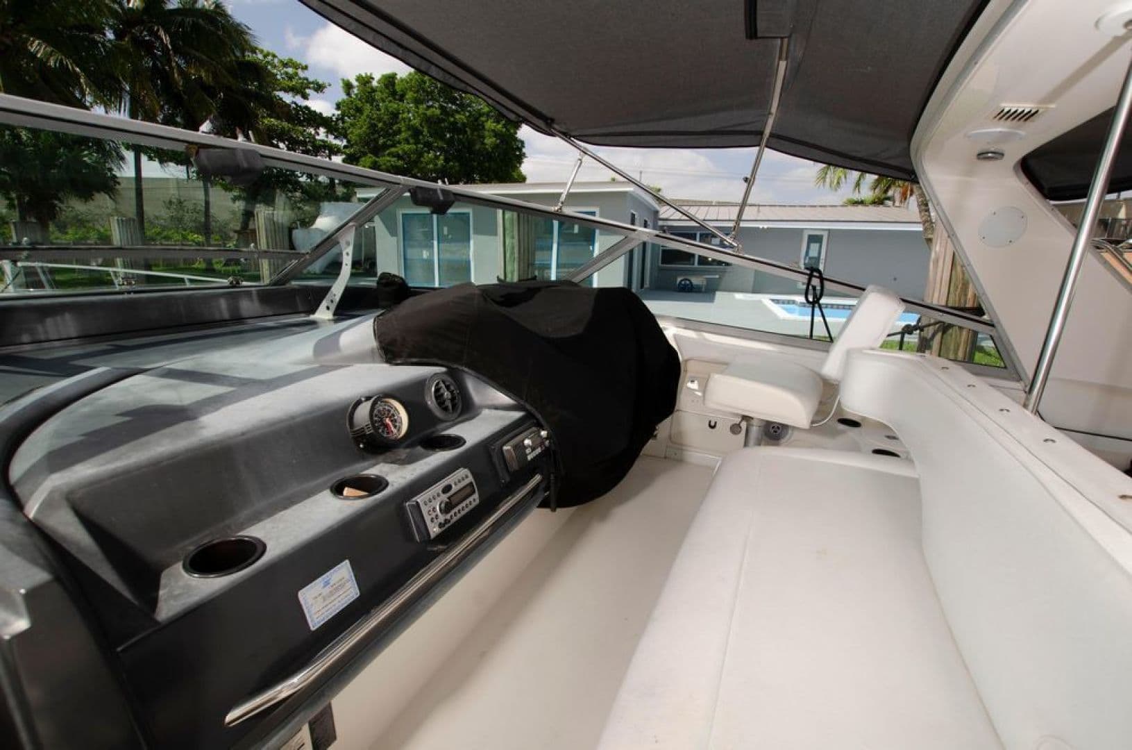 1993 Sea Ray Sundancer — photo 12