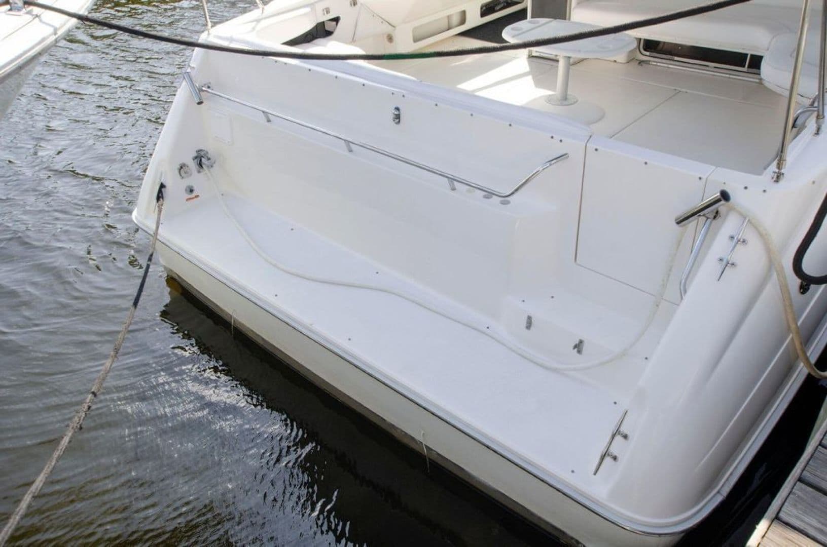 1993 Sea Ray Sundancer — photo 4