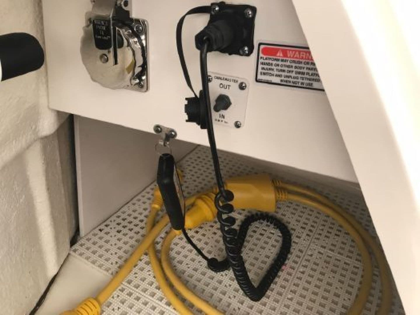 2005 Sea Ray Sundancer — photo 19