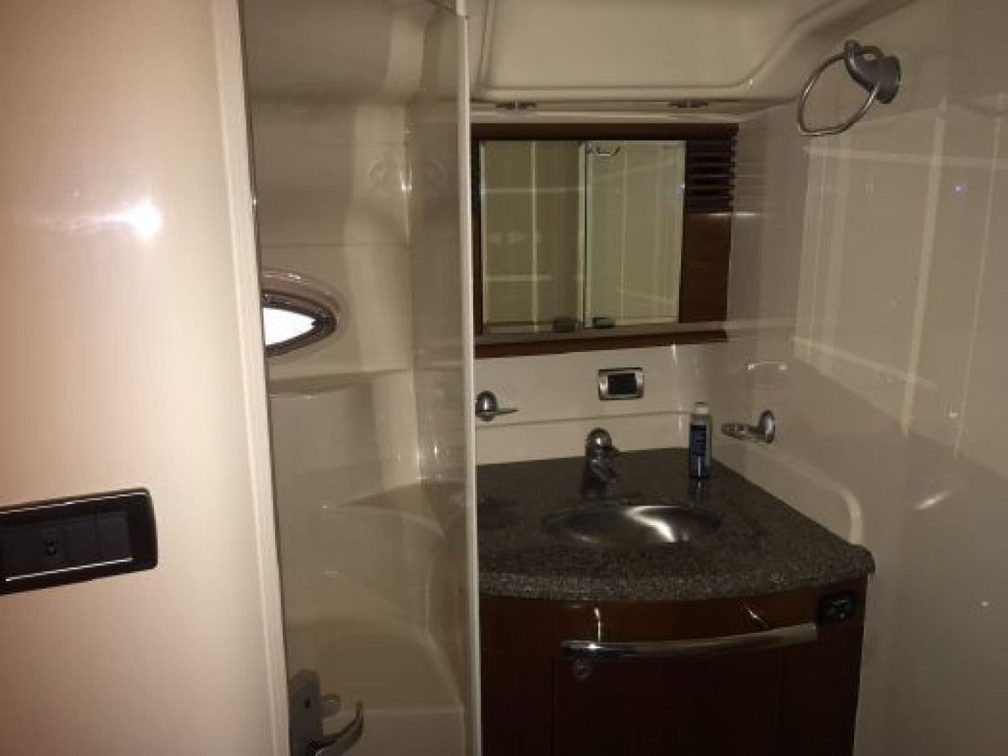 2005 Sea Ray Sundancer — photo 7